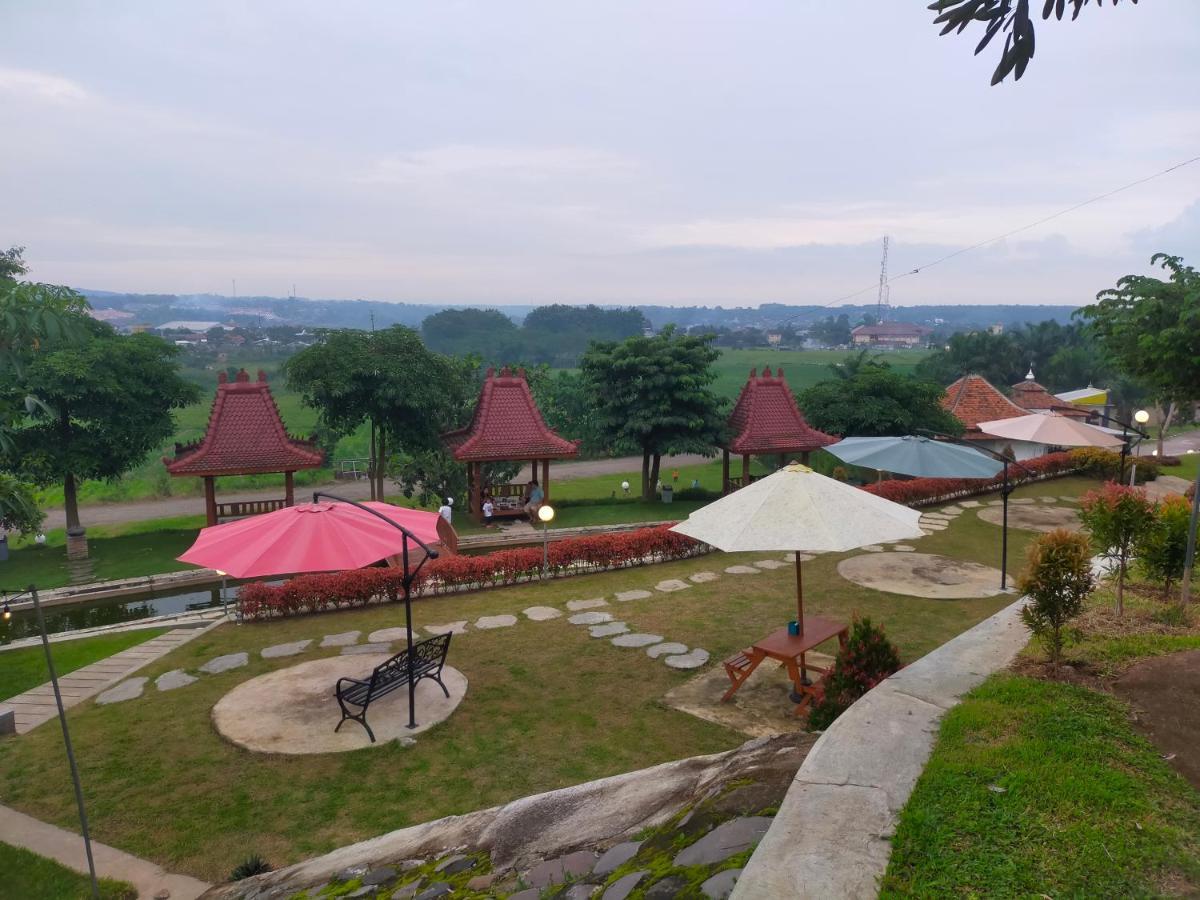 Joglo Kumpul Resort Cangkiran Buitenkant foto