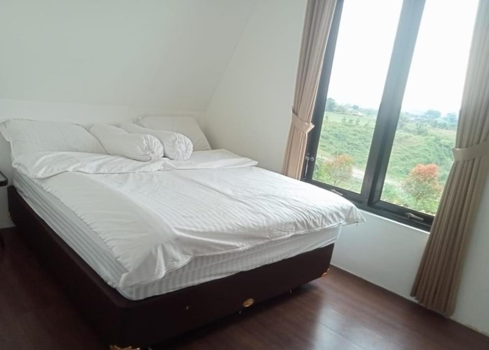 Joglo Kumpul Resort Cangkiran Kamer foto